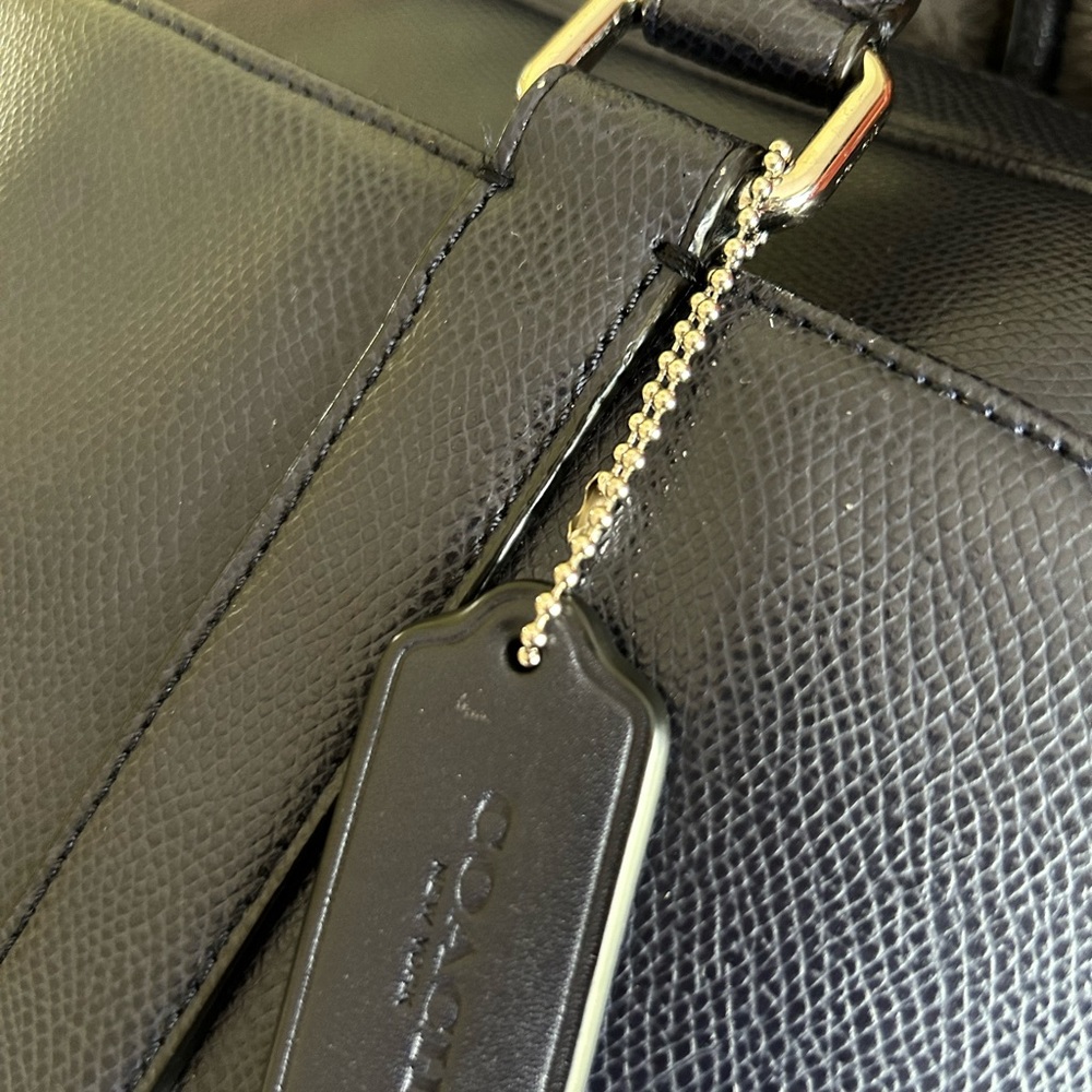 Beautiful!! Barely Used, Like New Condition. Leat… - image 8